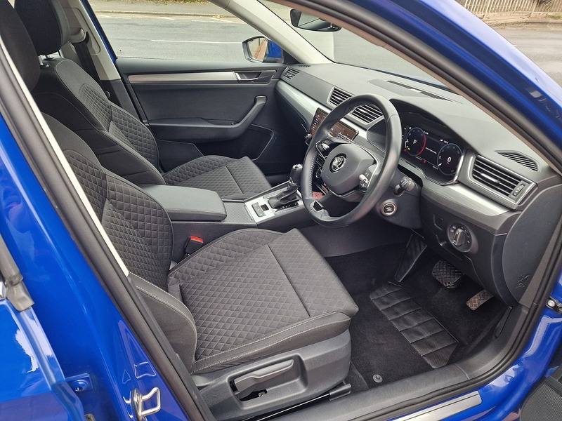 Skoda 2.0 TDI SE Estate 5dr Diesel DSG Euro 6 (s/s) (150 ps)