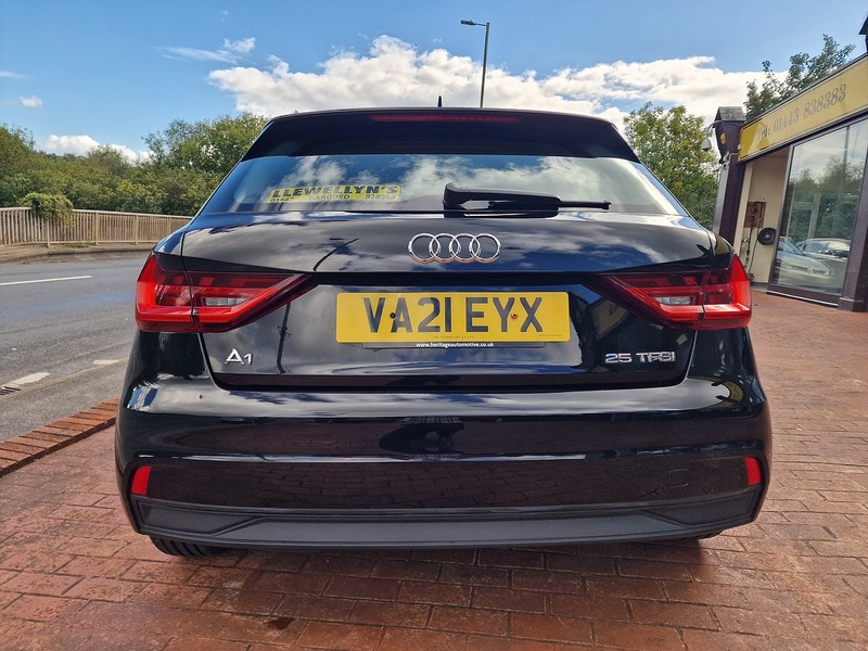 Audi 1.0 TFSI 25 Technik Sportback 5dr Petrol Manual Euro 6 (s/s) (95 ps)