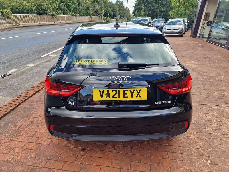 Audi 1.0 TFSI 25 Technik Sportback 5dr Petrol Manual Euro 6 (s/s) (95 ps)