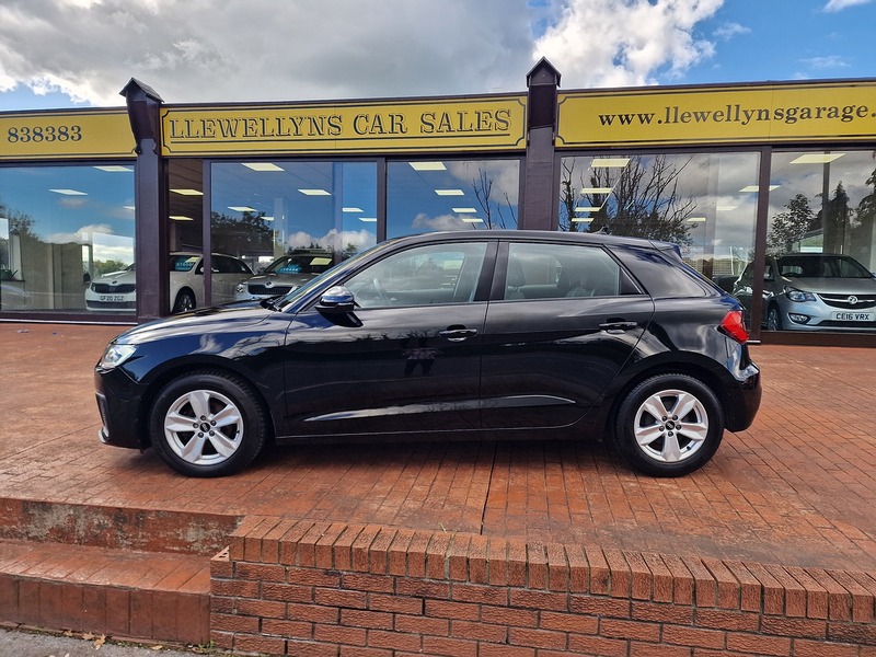 Audi 1.0 TFSI 25 Technik Sportback 5dr Petrol Manual Euro 6 (s/s) (95 ps)