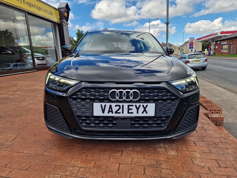 Audi 1.0 TFSI 25 Technik Sportback 5dr Petrol Manual Euro 6 (s/s) (95 ps)