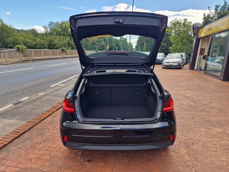 Audi 1.0 TFSI 25 Technik Sportback 5dr Petrol Manual Euro 6 (s/s) (95 ps)