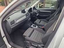 Audi Q3 TFSI CoD SE 