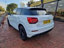 Audi Q2 TDI Black Edition 