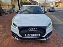 Audi Q2 TDI Black Edition 