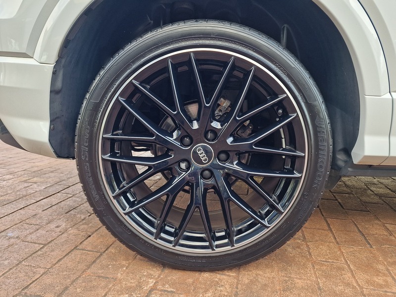 Audi 1.6 TDI 30 Black Edition SUV 5dr Diesel Manual Euro 6 (s/s) (116 ps)