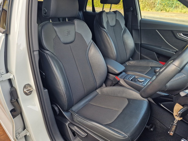 Audi 1.6 TDI 30 Black Edition SUV 5dr Diesel Manual Euro 6 (s/s) (116 ps)