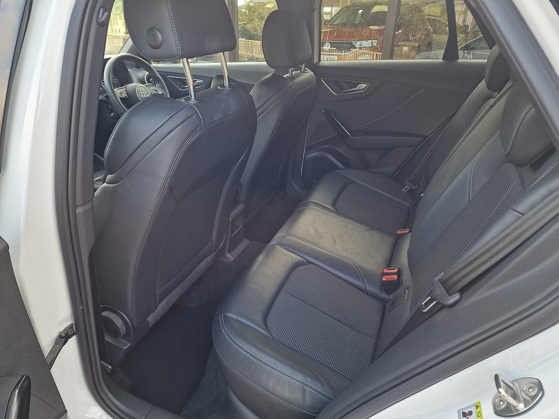 Audi 1.6 TDI 30 Black Edition SUV 5dr Diesel Manual Euro 6 (s/s) (116 ps)