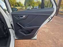 Audi Q2 TDI Black Edition 