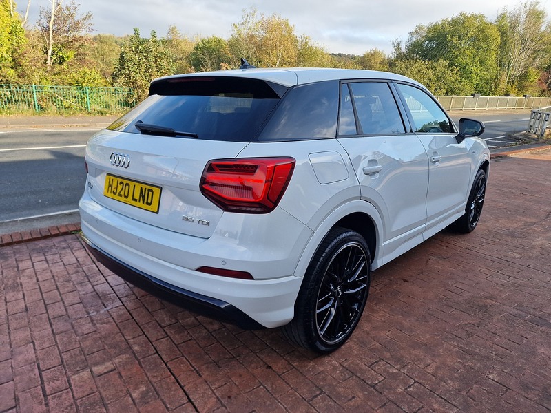 Audi 1.6 TDI 30 Black Edition SUV 5dr Diesel Manual Euro 6 (s/s) (116 ps)