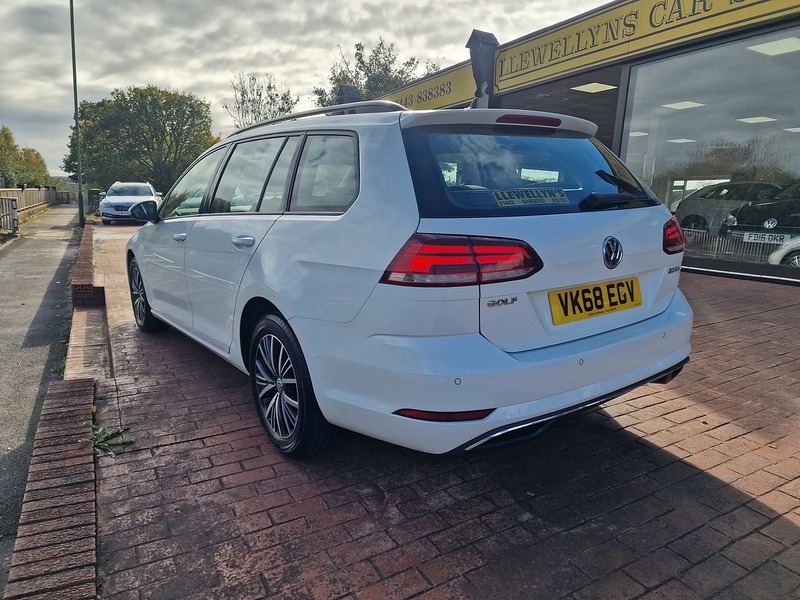 Volkswagen 2.0 TDI SE Nav Estate 5dr Diesel DSG Euro 6 (s/s) (150 ps)