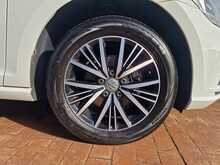 Volkswagen Golf TDI SE Nav 