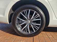 Volkswagen Golf TDI SE Nav 