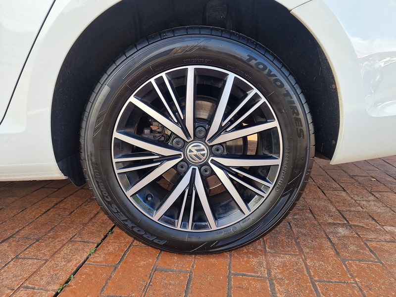 Volkswagen 2.0 TDI SE Nav Estate 5dr Diesel DSG Euro 6 (s/s) (150 ps)