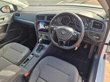 Volkswagen Golf TDI SE Nav 