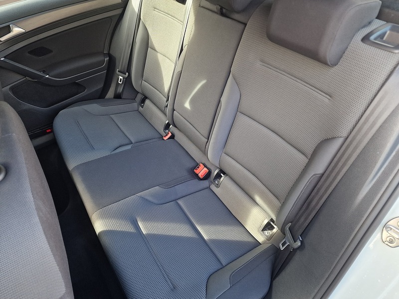 Volkswagen 2.0 TDI SE Nav Estate 5dr Diesel DSG Euro 6 (s/s) (150 ps)