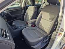 Volkswagen Golf TDI SE Nav 