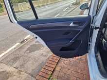 Volkswagen Golf TDI SE Nav 