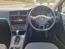 Volkswagen Golf TDI SE Nav 