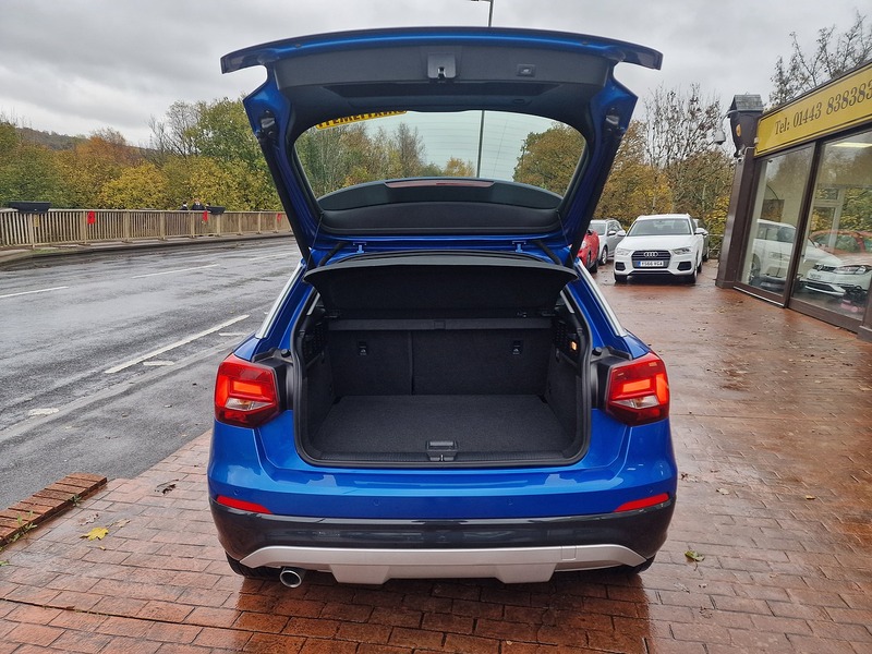 Audi 1.6 TDI 30 Sport SUV 5dr Diesel Manual Euro 6 (s/s) (116 ps)