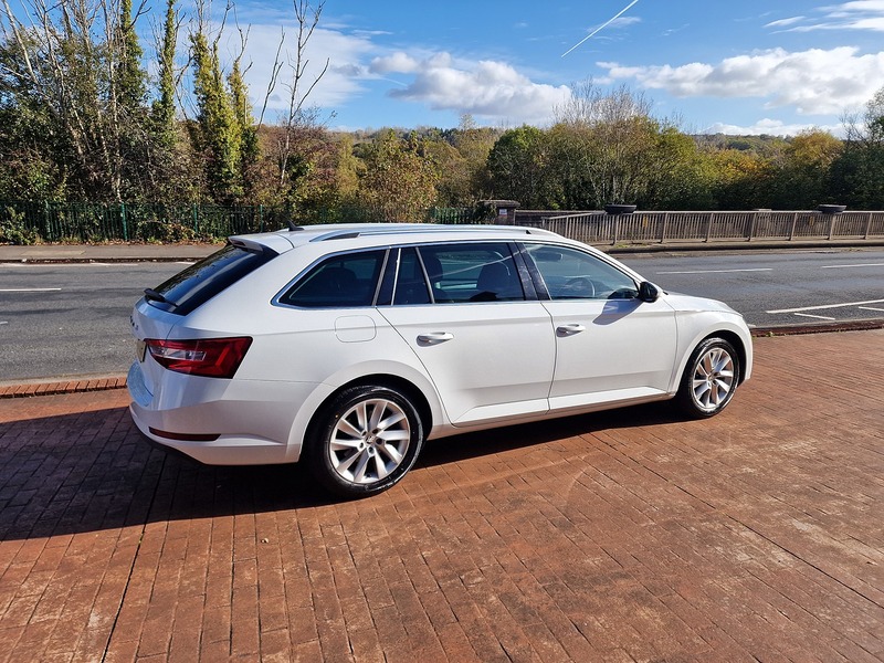 Skoda 2.0 TDI SE Technology Estate 5dr Diesel Manual Euro 6 (s/s) (150 ps)