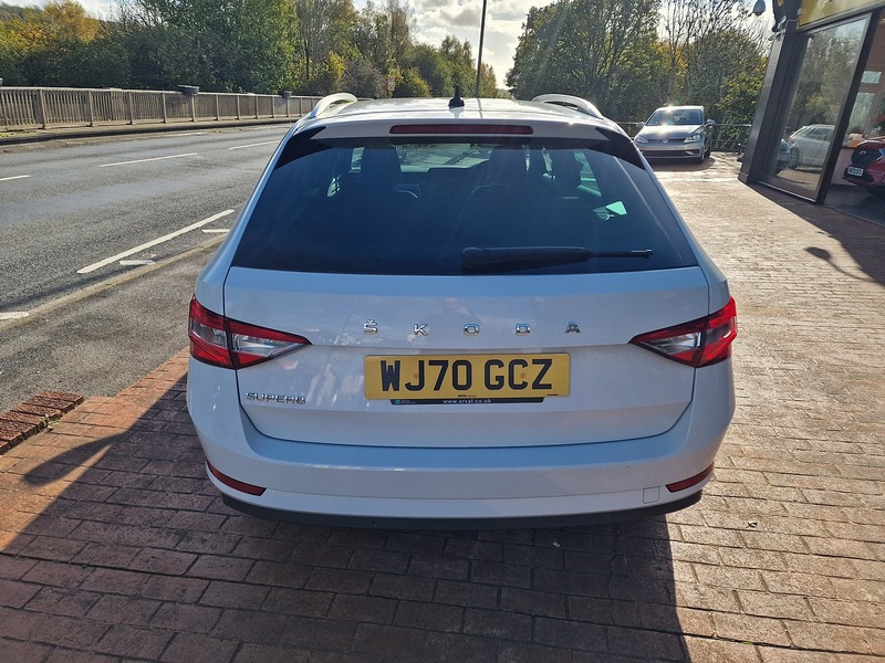 Skoda 2.0 TDI SE Technology Estate 5dr Diesel Manual Euro 6 (s/s) (150 ps)