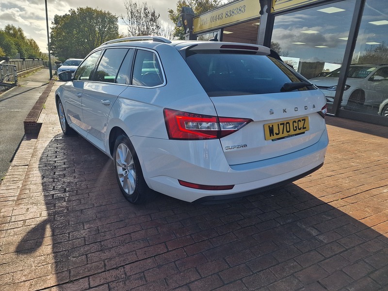 Skoda 2.0 TDI SE Technology Estate 5dr Diesel Manual Euro 6 (s/s) (150 ps)