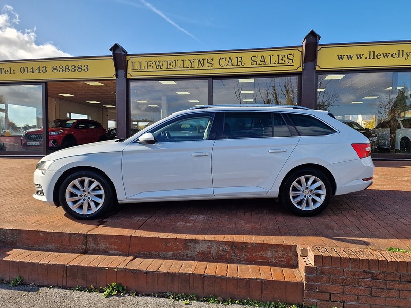 Skoda 2.0 TDI SE Technology Estate 5dr Diesel Manual Euro 6 (s/s) (150 ps)