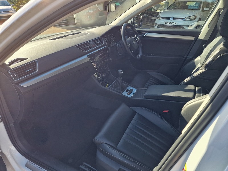 Skoda 2.0 TDI SE Technology Estate 5dr Diesel Manual Euro 6 (s/s) (150 ps)