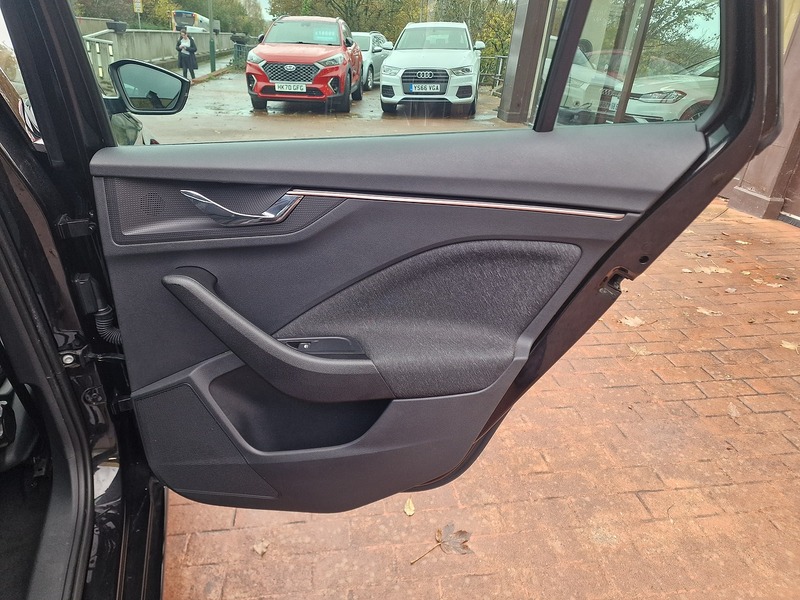 Skoda 1.6 TDI SE L Hatchback 5dr Diesel Manual Euro 6 (s/s) (115 ps)