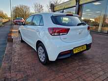 Kia Rio 1 