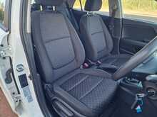 Kia Rio 1 