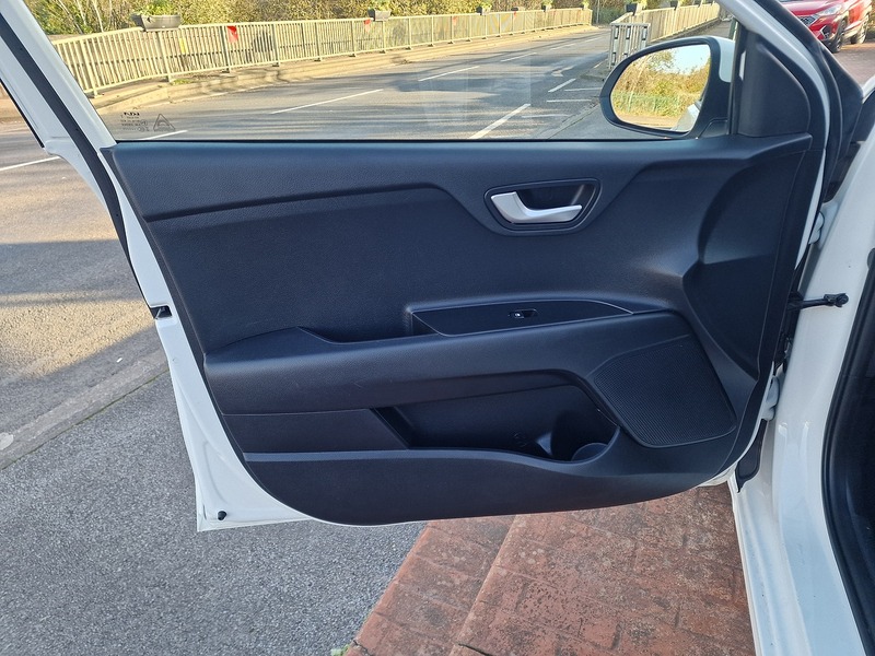 Kia 1.2 1 Hatchback 5dr Petrol Manual Euro 6 (s/s) (83 bhp)