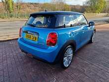 MINI Hatch Cooper 