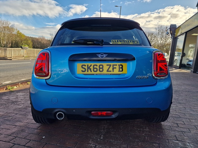MINI 1.5 Cooper Hatchback 3dr Petrol Manual Euro 6 (s/s) (136 ps)