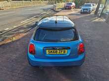 MINI Hatch Cooper 