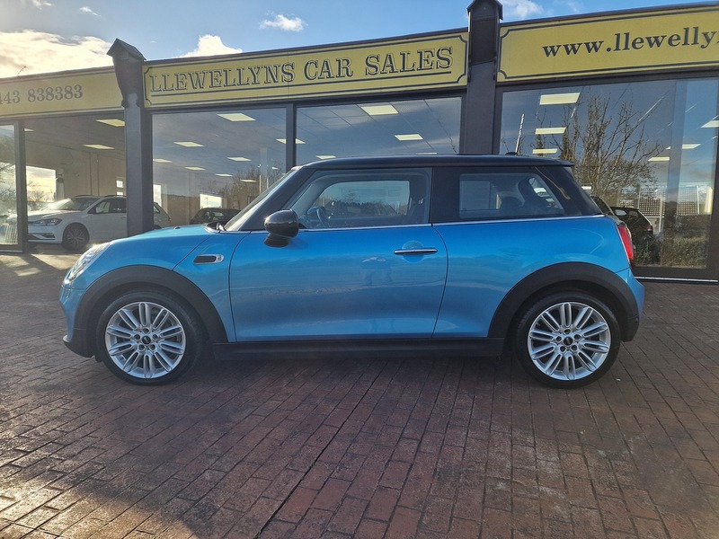 MINI 1.5 Cooper Hatchback 3dr Petrol Manual Euro 6 (s/s) (136 ps)