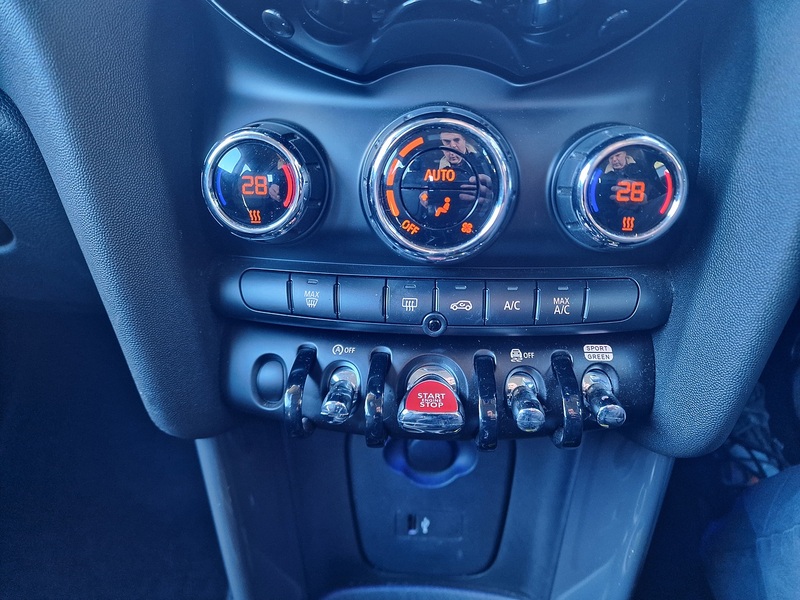 MINI 1.5 Cooper Hatchback 3dr Petrol Manual Euro 6 (s/s) (136 ps)