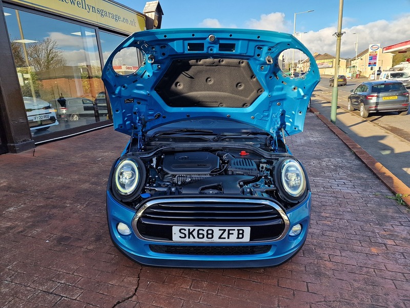 MINI 1.5 Cooper Hatchback 3dr Petrol Manual Euro 6 (s/s) (136 ps)