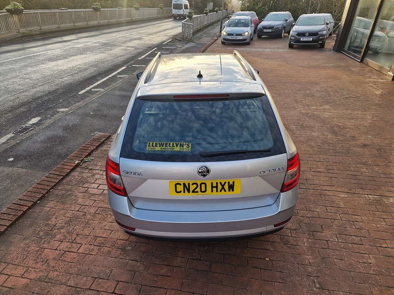 Skoda 1.6 TDI SE Technology Estate 5dr Diesel Manual Euro 6 (s/s) (115 ps)