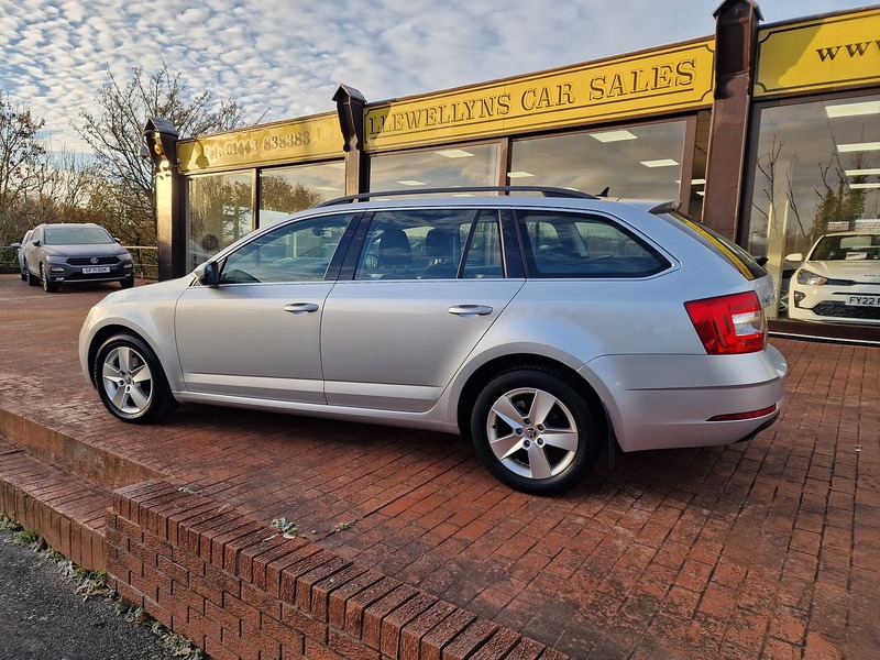 Skoda 1.6 TDI SE Technology Estate 5dr Diesel Manual Euro 6 (s/s) (115 ps)