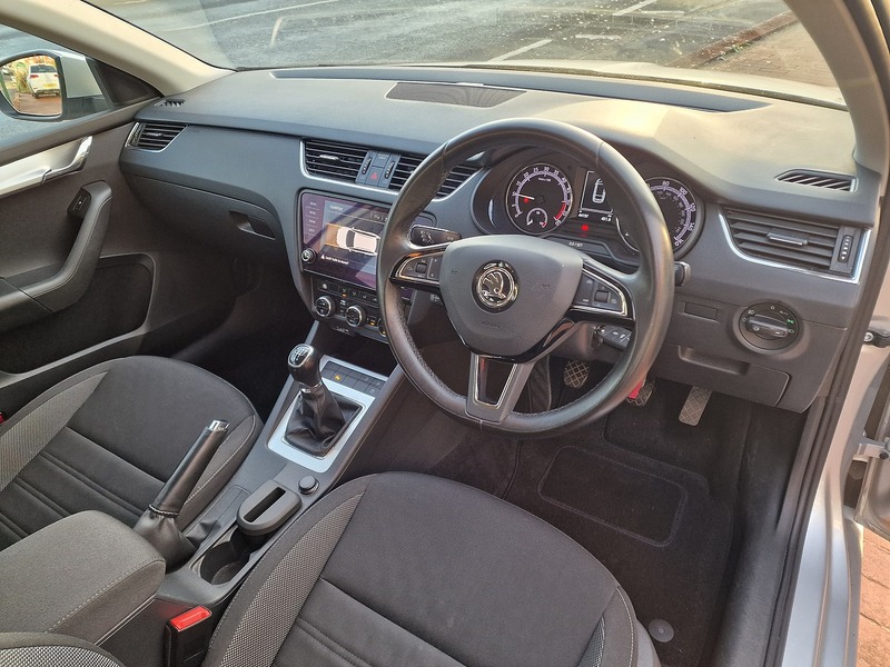 Skoda 1.6 TDI SE Technology Estate 5dr Diesel Manual Euro 6 (s/s) (115 ps)