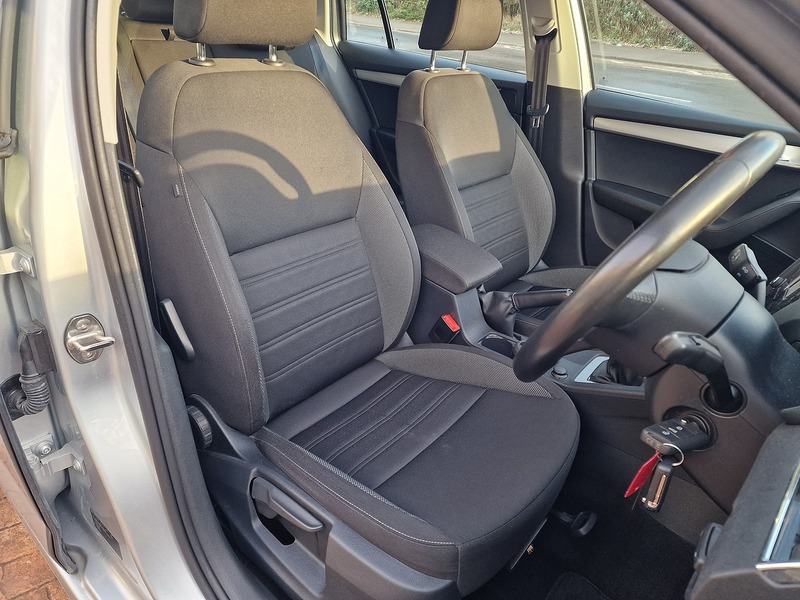 Skoda 1.6 TDI SE Technology Estate 5dr Diesel Manual Euro 6 (s/s) (115 ps)