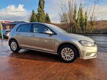 Volkswagen Golf TDI S 