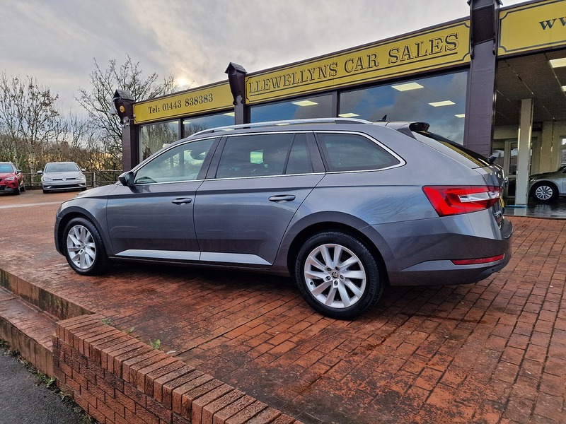 Skoda 2.0 TDI SE Technology Estate 5dr Diesel DSG Euro 6 (s/s) (150 ps)