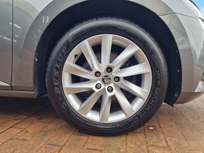 Skoda 2.0 TDI SE Technology Estate 5dr Diesel DSG Euro 6 (s/s) (150 ps)