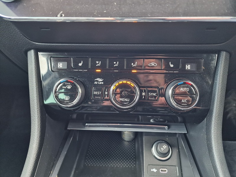 Skoda 2.0 TDI SE Technology Estate 5dr Diesel DSG Euro 6 (s/s) (150 ps)