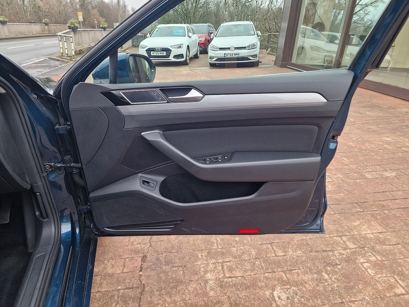 Volkswagen 2.0 TDI EVO SE Nav Estate 5dr Diesel Manual Euro 6 (s/s) (150 ps)