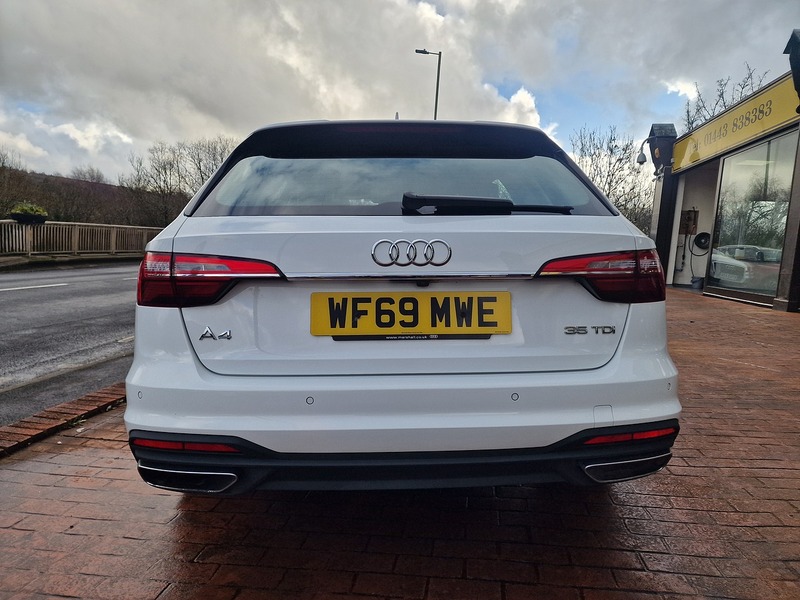 Audi 2.0 TDI 35 Technik Estate 5dr Diesel S Tronic Euro 6 (s/s) (163 ps)