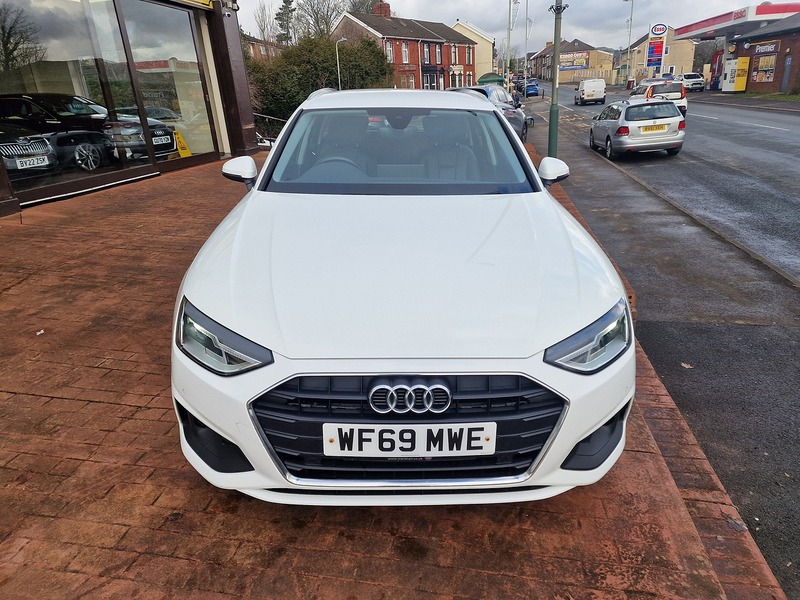 Audi 2.0 TDI 35 Technik Estate 5dr Diesel S Tronic Euro 6 (s/s) (163 ps)